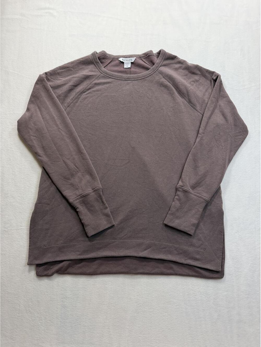 Athleta Women's Crewneck‎ Sweatshirt Size M Mauve Dusty Purple Long Sleeve Pulll
